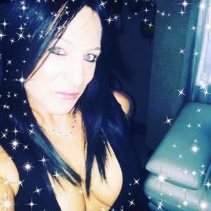 Meet your Posher, Marisa